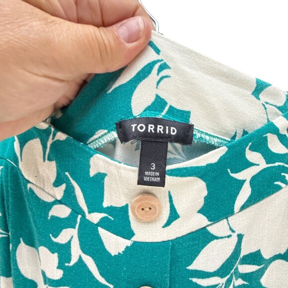 Torrid Floral Hi Low Button Front Skirt Green Chiffon Flowy Plus Size 3 Boho - Picture 2 of 5